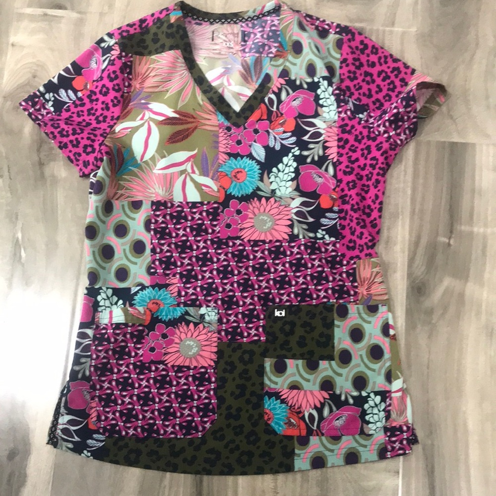 Koi Scrub Top XXS